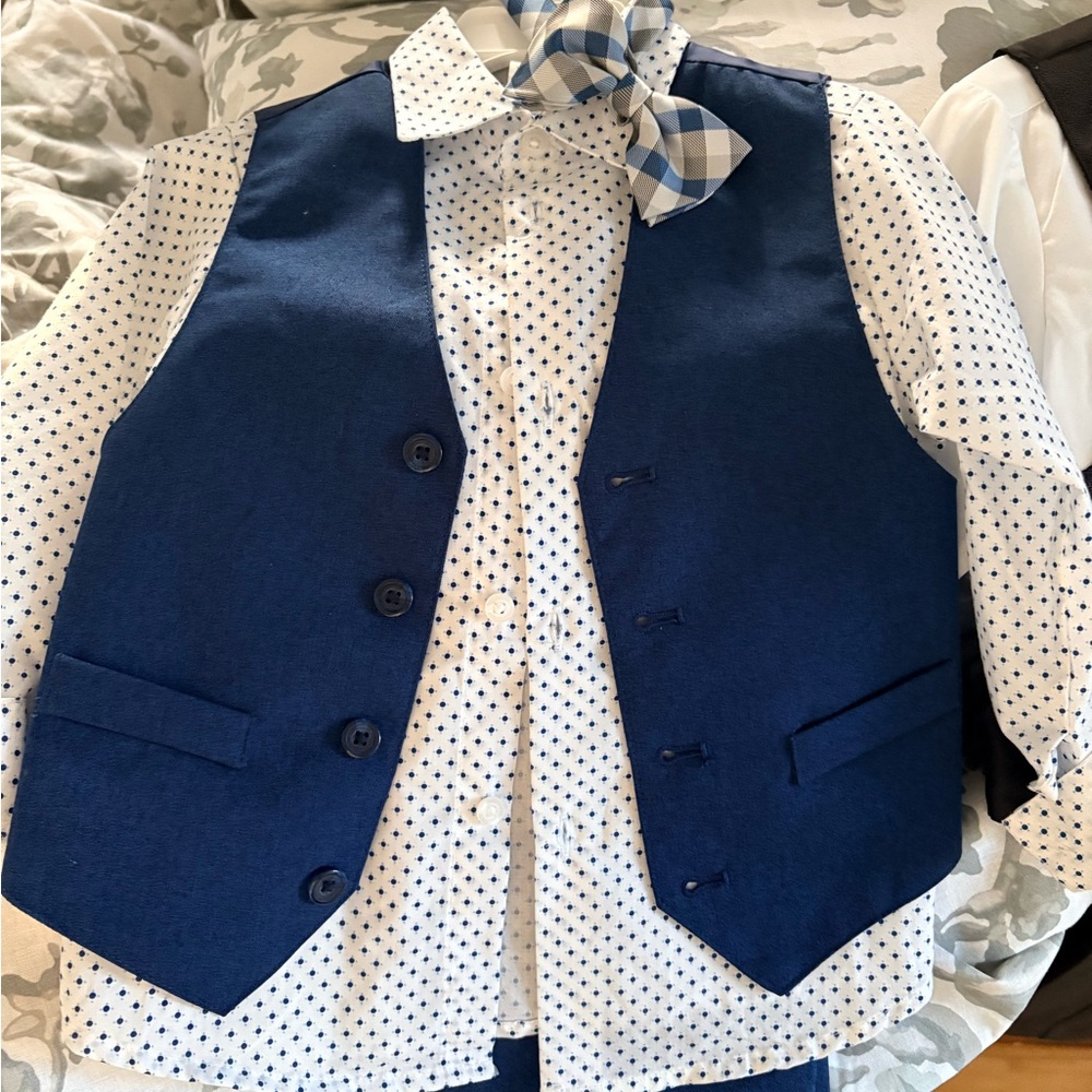 Van Heusen Kids Navy and White Matching Set